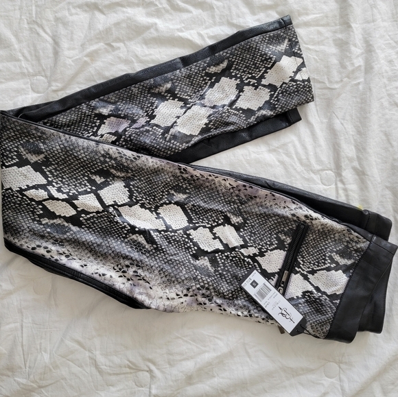 LA Belle Roc Leather Snake Print Pants - Picture 1 of 6